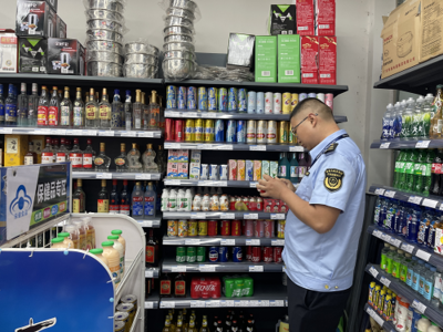 蘆山縣市場監督管理局 筑牢農村食品安全防線，持續開展食品經營檢查工作